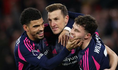 我要让他打 我要让他打